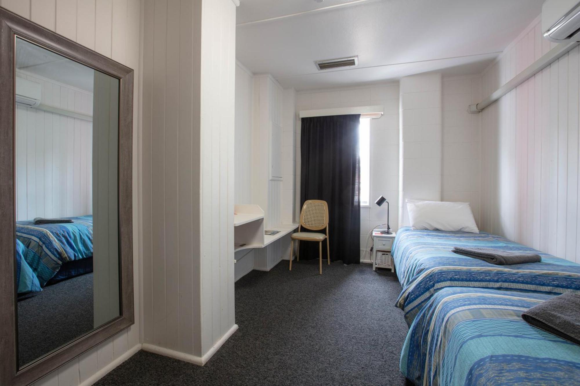 Kookaburra Lodge Jindabyne Rum bild