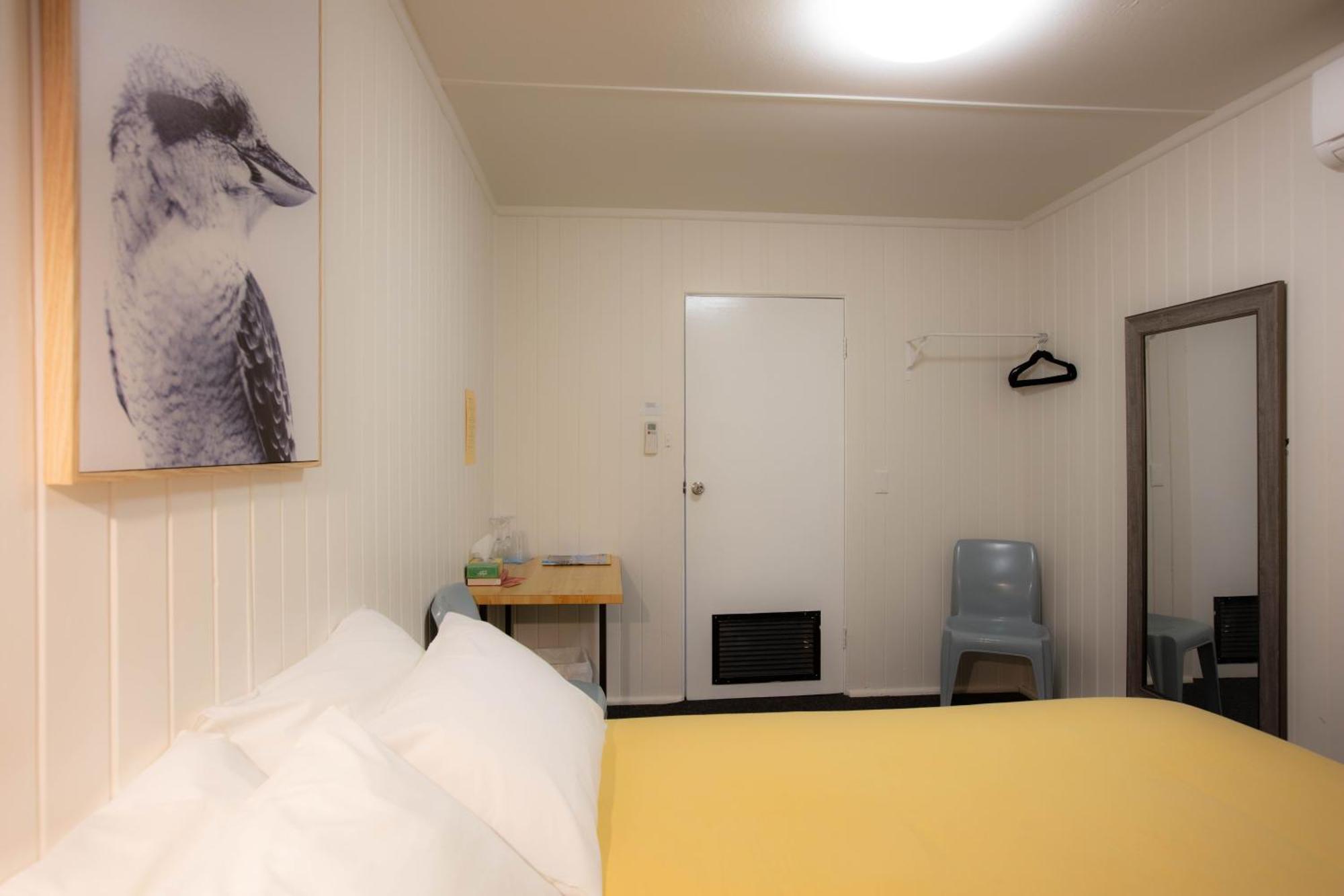 Kookaburra Lodge Jindabyne Rum bild